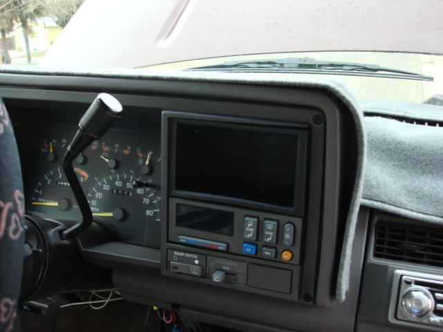 one last look at the new "Cubbie" i going to make a non-slip bottom and hold the Ipod and cell phones in this spot.
