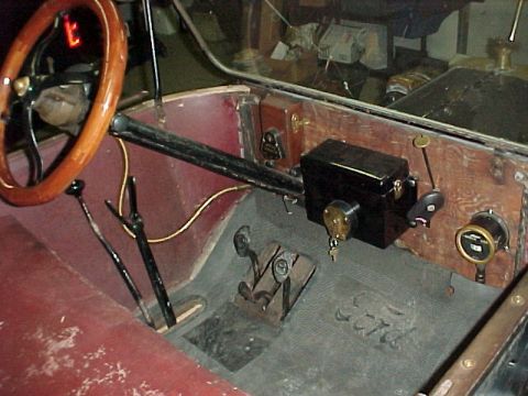 1913 Ford Model T - Speedometer is a Stewart dated 1915 (G on the face beginning the serial number)