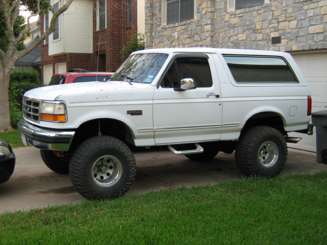 1993 Ford Bronco “OJ”