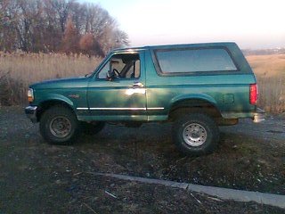 1996 Ford Bronco photo