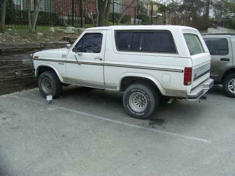 1985 Ford Bronco photo