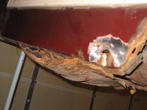 1979 Ford LTD - Bottom of spare tire well