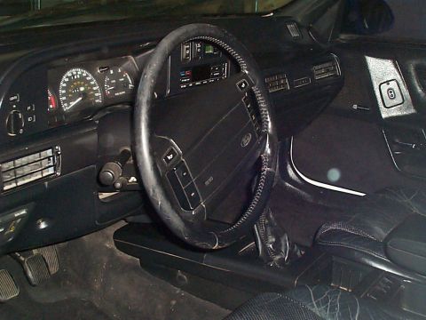 1991 Ford Taurus - Its hard to believe but I actually filled up a big black lawn bag full of trash from out of the inside of this thing !