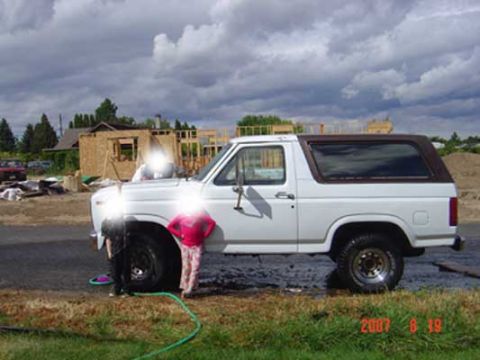 1983 Ford Bronco - This is what I started out with. A $200 Bronco.