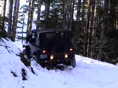 2005 Jeep Wrangler - Los, getting set to make it up on his next attempt