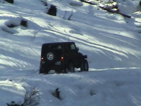 2005 Jeep Wrangler - Fry leading the way