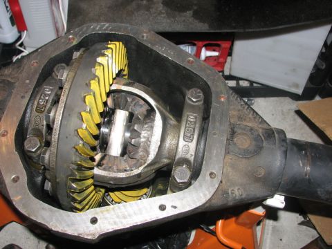 1984 Ford Bronco II - Close-up of an open differential housing with internal gears visible.