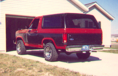 1984 Ford Bronco photo