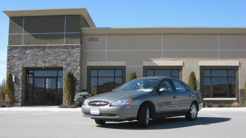 2003 Ford Taurus - Just posing
