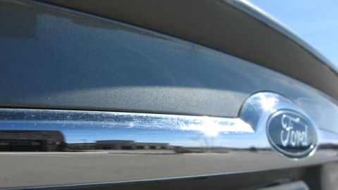 2003 Ford Taurus - Nice reflection