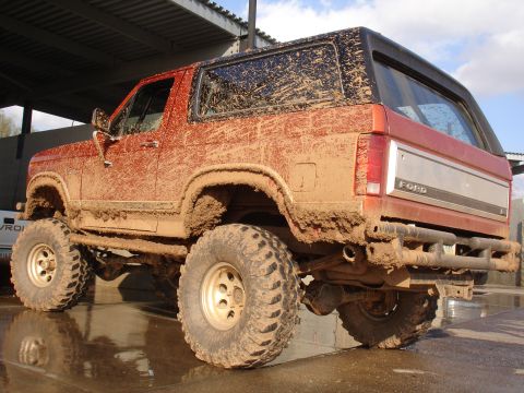 1984 Ford Bronco photo