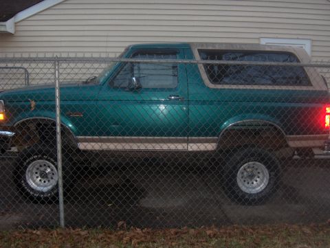 1996 Ford Bronco “KRISPY SWAGGA”