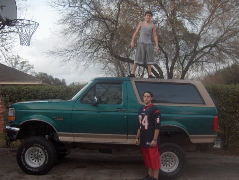 1996 Ford Bronco - I'M 5'11" MA BRO ON TOP LOL
