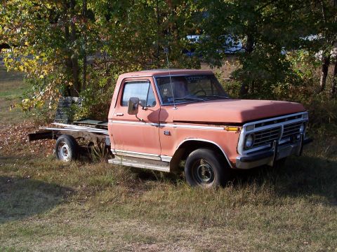 1974 Ford F-100 - This truck appears to be a Ford F-Series, possibly from the early to mid-1970s, with its bed removed.