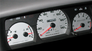 2000 Ford Crown Victoria photo