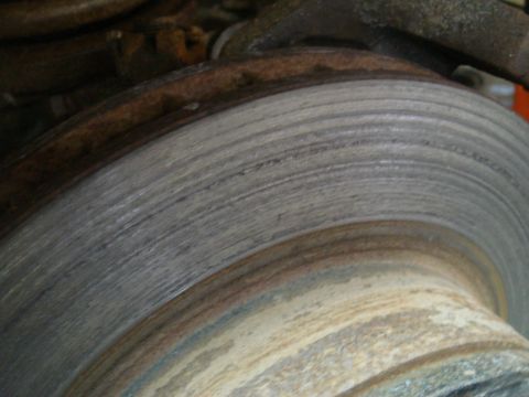 1996 Ford Bronco - This photo shows a worn brake rotor, not a 1996 Ford Bronco.