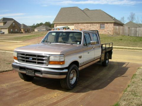 1995 Ford Bronco - This truck appears to be a 1995 Ford F-350 Super Duty, not a Bronco.