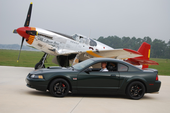 2001 Ford Mustang photo