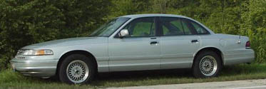 1996 Ford Crown Victoria photo