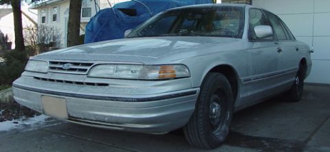 1996 Ford Crown Victoria photo