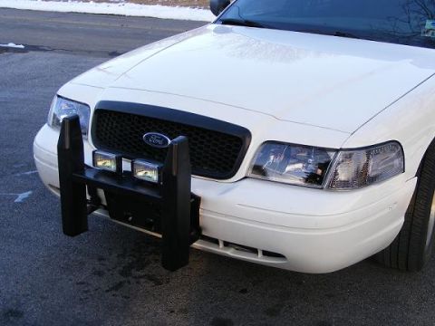 2002 Ford Crown Victoria photo