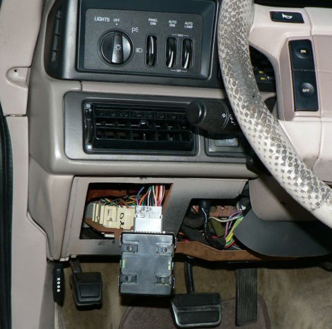 1990 Lincoln Mark VII - Wiper module removal