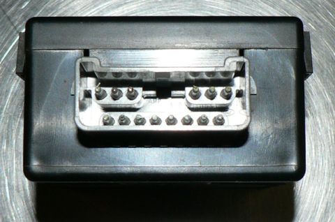 1990 Lincoln Mark VII - Wiper module connector