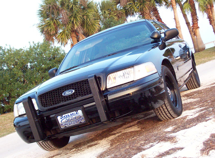 2001 Ford Crown Victoria photo