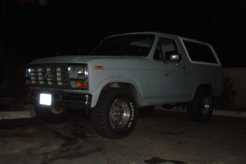 1984 Ford Bronco photo