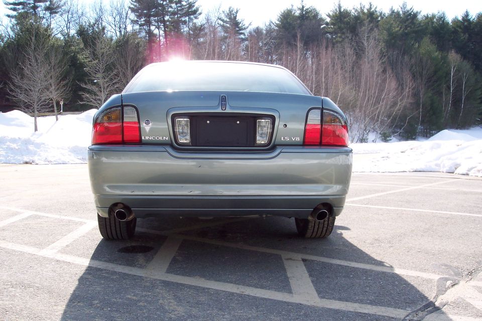 Rear view of a Lincoln LS V8 with dual exhaust pipes
