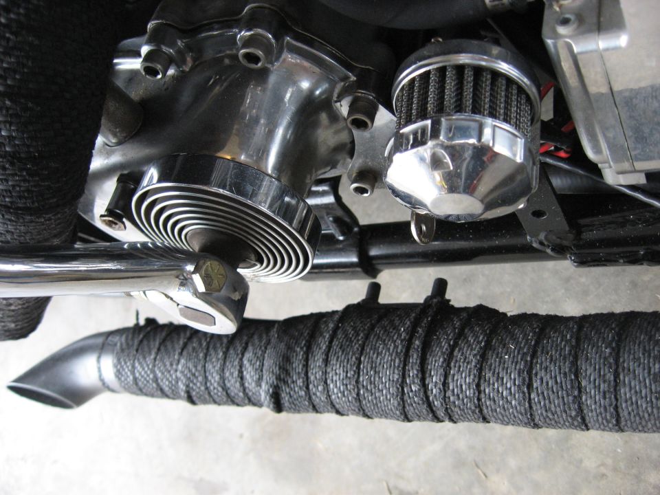 pics of installing a Revtech 5 spd in a 4 spd case with kicker into Shovelhead