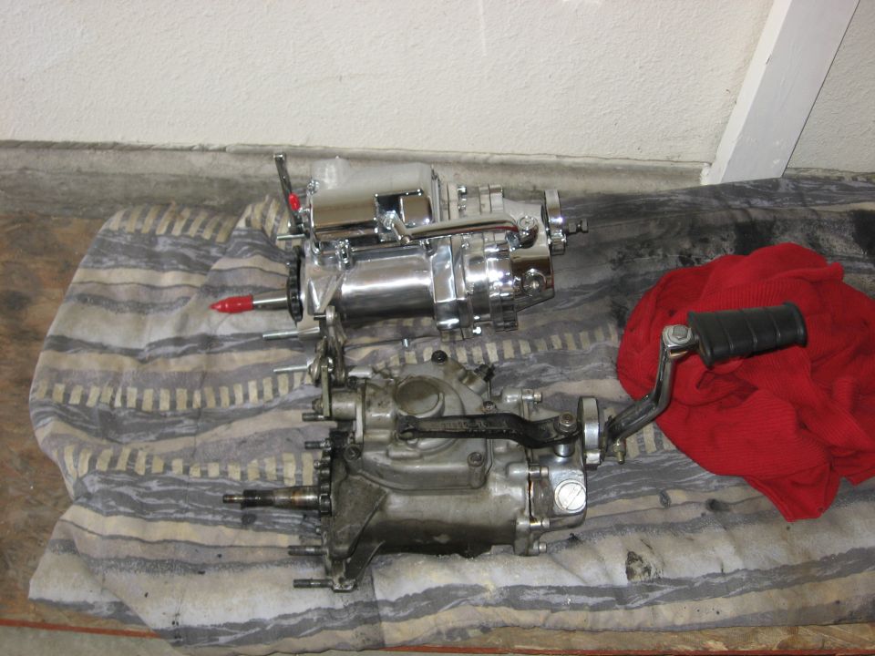 pics of installing a Revtech 5 spd in a 4 spd case with kicker into Shovelhead