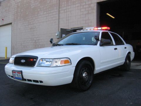 2006 Ford Crown Victoria photo