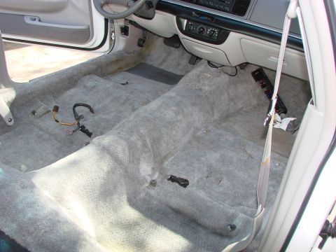 1997 Mercury Grand Marquis - Yech! That carpet is filthy. How do you like my trim painted black?