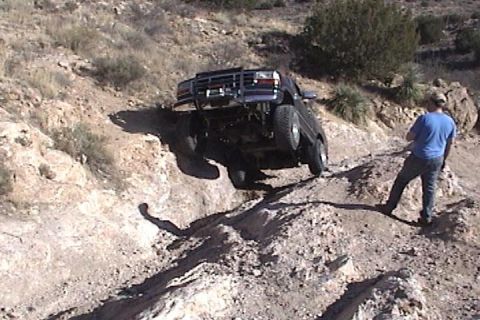 1993 Ford Bronco - David Laracuente runnin Chiva Falls from bottom to top just outside of Tucson...26 Jan 2002...