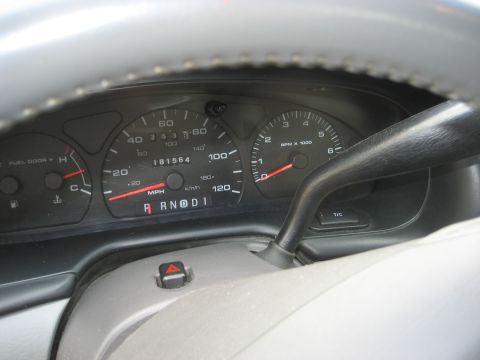 2001 Ford Taurus photo