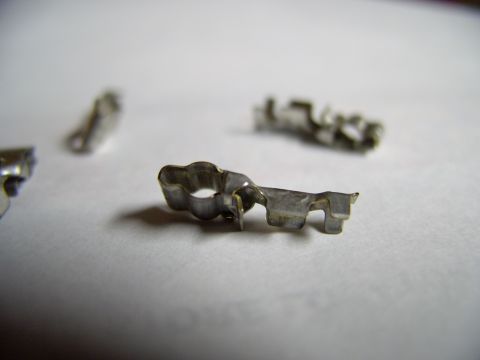 1990 Lincoln Town Car - That's the best shot I could get of the little "tangs" on the terminal clips. You get four terminal clips with the connector, but you shoul…