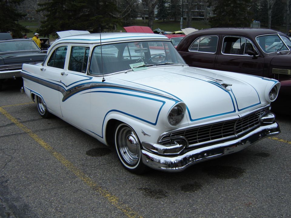 1956 Ford Fairlane