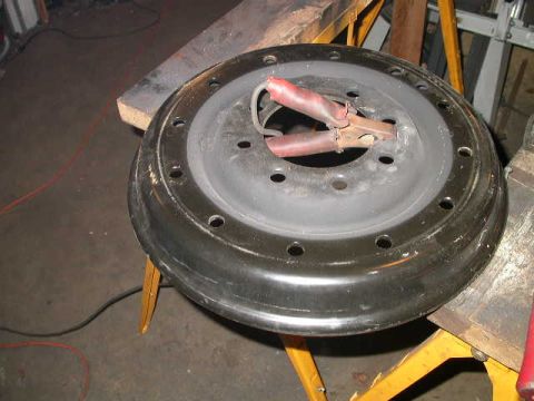 1990 Ford Bronco - Now that the new center is in, it's time to cut the old center out. There are a bunch of different ways this could be done, but I'm doing i…