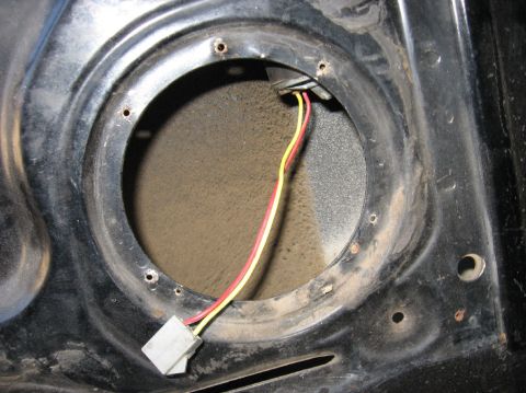 1978 Ford Bronco - The motor might interfere with the speaker, so I'll swap the motors side to side.