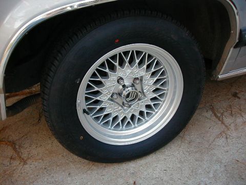 1995 Ford Crown Victoria photo