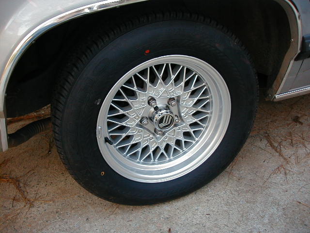 i want to get these in 16" and do the brake upgrade to the larger discs as well.