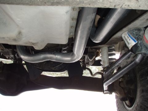 1992 Ford Bronco - Seperate 3" Exhaust pipes from the headers back. no y-pipe, no cats,...to a dual in/out muffler (i know, i know! unfortunately they are not…