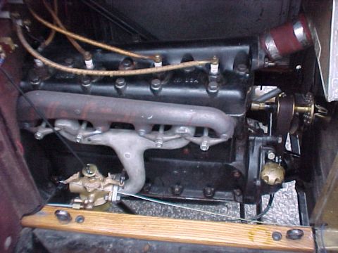 1913 Ford Model T - Holley two screw Model S carburetor is a good runner.