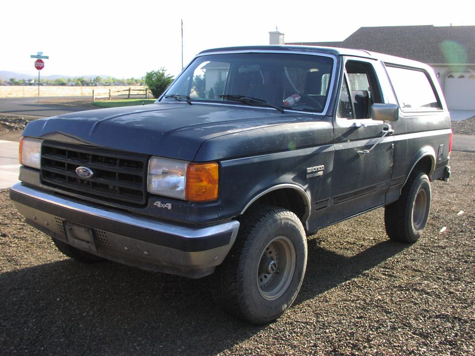 1987 Ford Bronco “Ol' Blue”