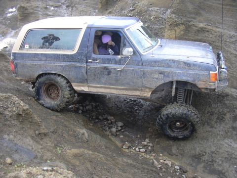 1991 Ford Bronco - This was the shakedown run for my new SAS. Seems to be working OK