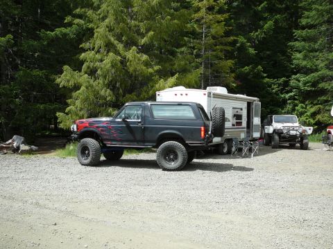1991 Ford Bronco - Greg at camp