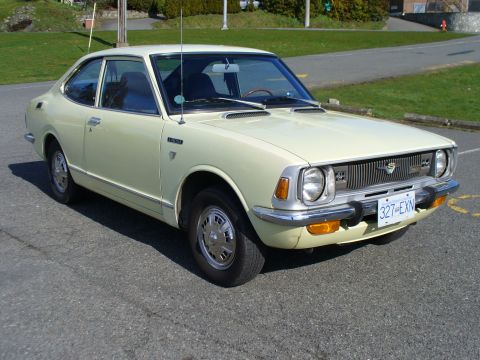 1971 Toyota Corolla - Right front