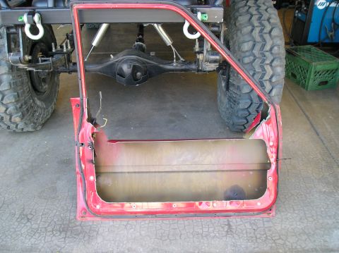 1986 Toyota Hilux - cut the inside out as well