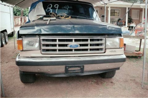 1988 Ford Bronco - front end shot